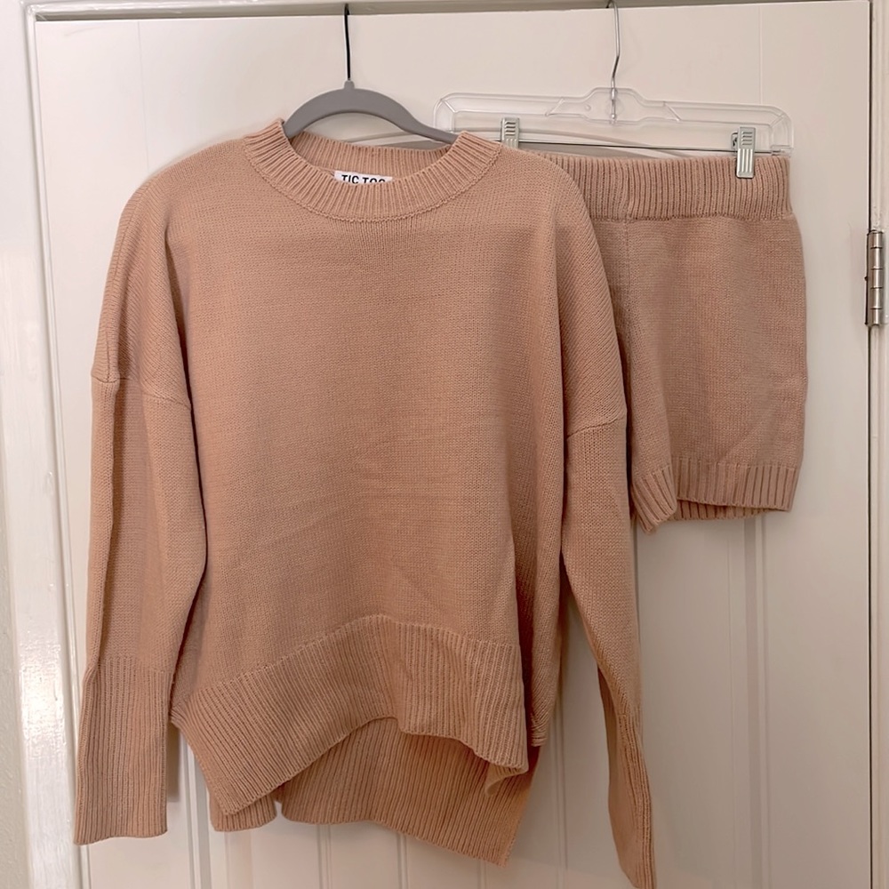 Sweater set with shorts. Size 6